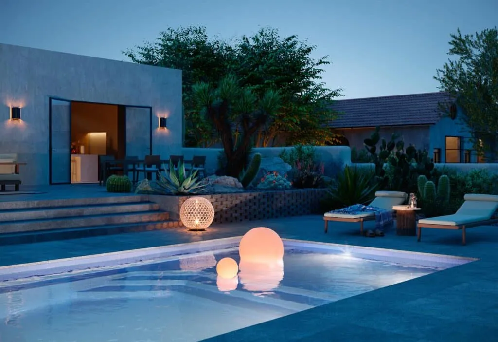 Latham Apollo 14 fiberglass pool lifestyle