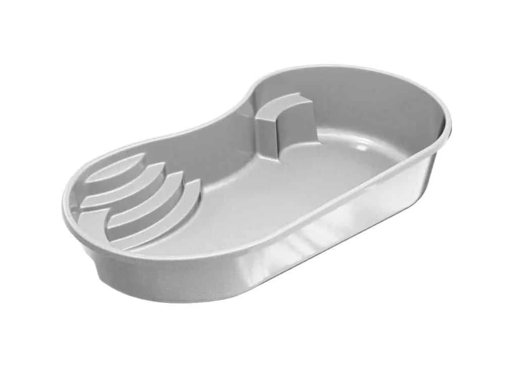 Latham Jamaica 14 fiberglass pool shell render, 27.58' × 14.33'