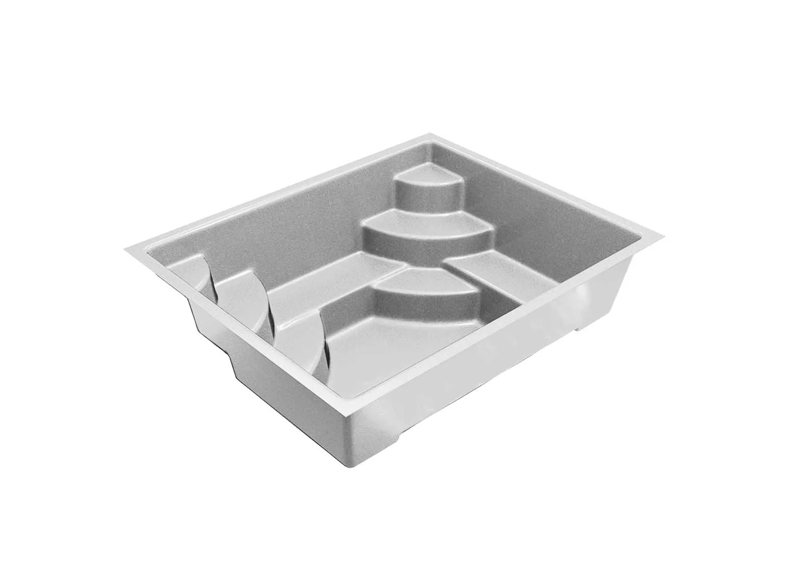 Latham Royal fiberglass spa