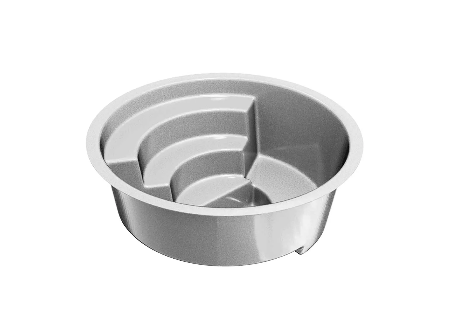 Latham Shasta fiberglass spa